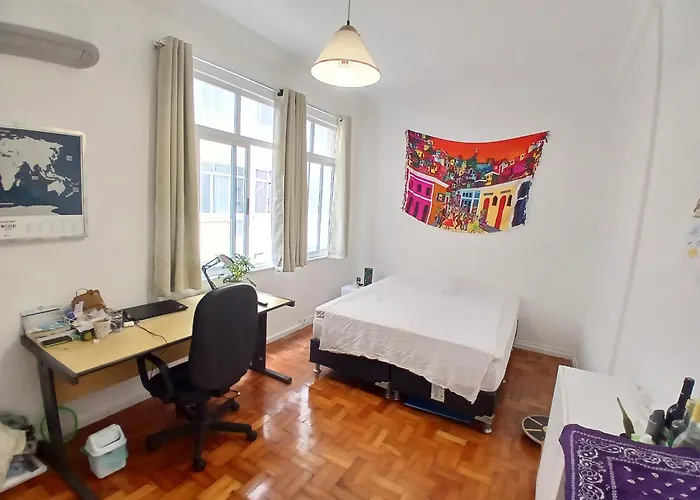 Beachfront Room With Double Bed And Ac In A Shared Apartment Rio de Janeiro